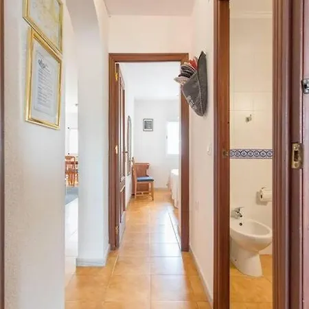 Apartment Beautiful With 2 Bedrooms Close To